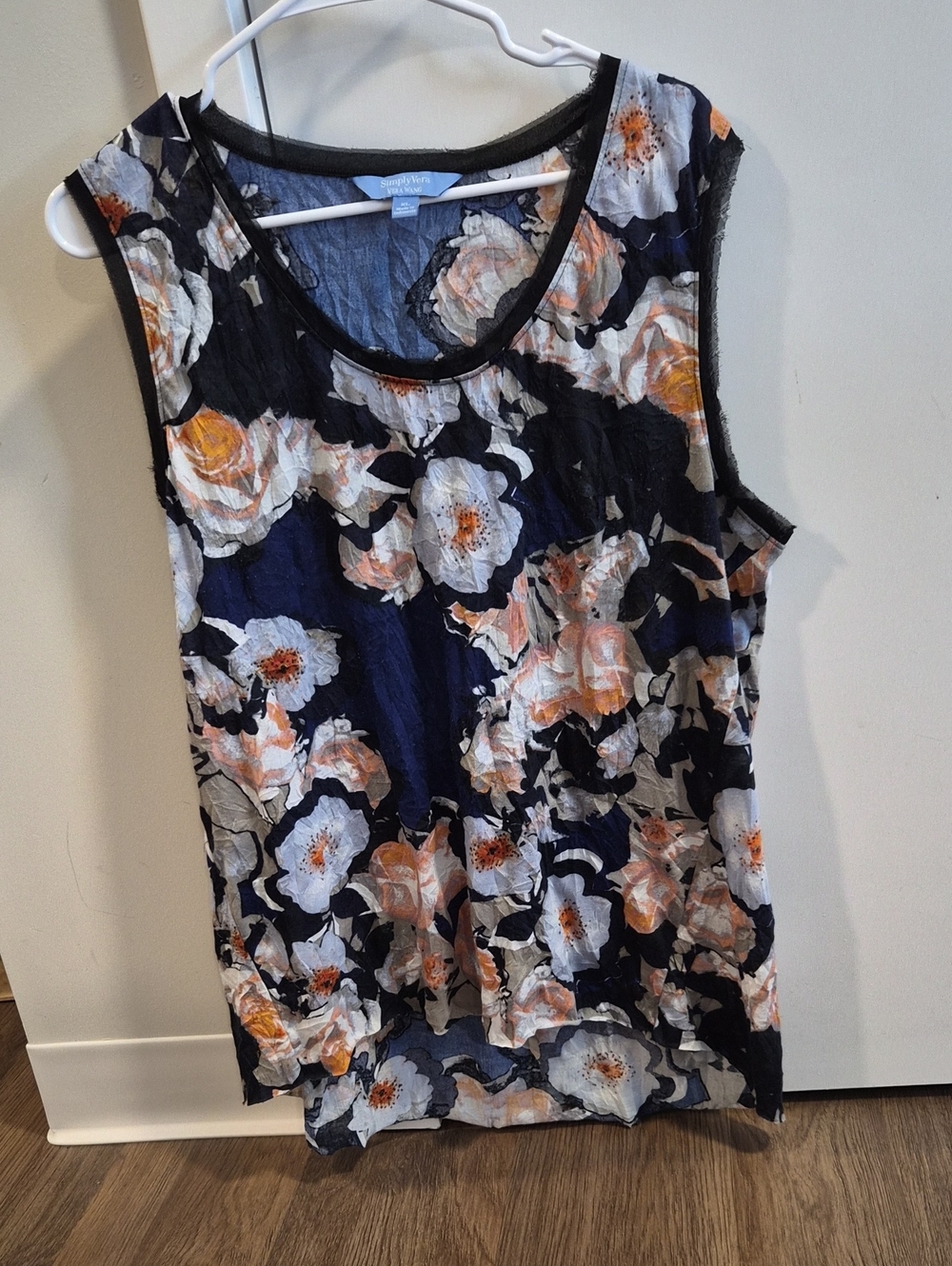 Simply Vera Vera Wang Navy Floral Sleeveless Tank with White & Peach Flowers
